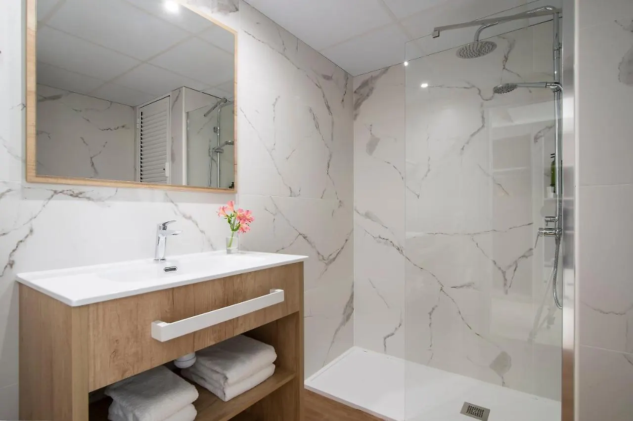 Hotel Lloret Santa Rosa By Pierre & Vacances Lloret de Mar Spain
