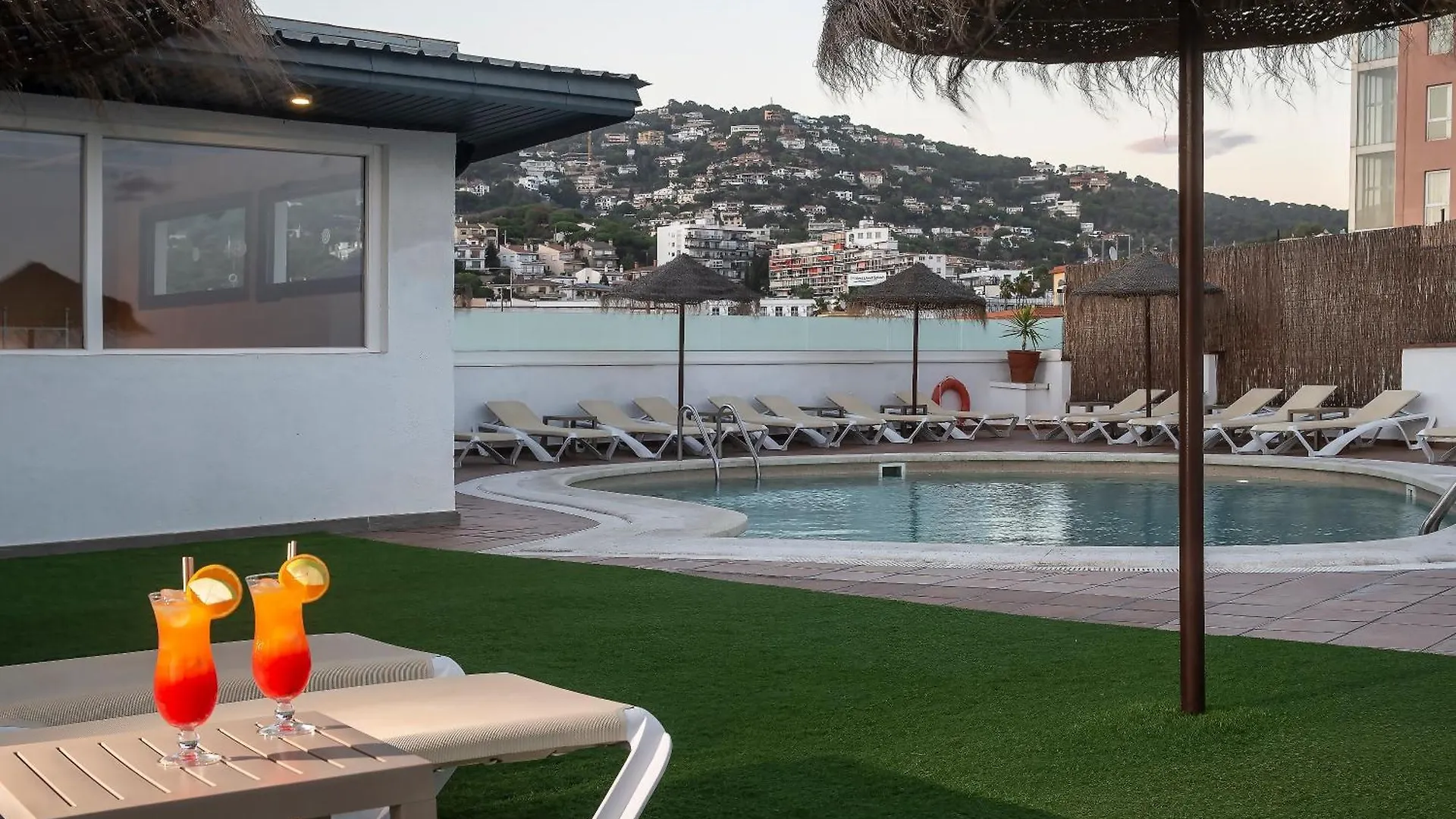 Hotel Lloret Santa Rosa By Pierre & Vacances Lloret de Mar